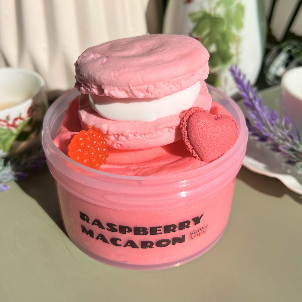 Raspberry Macaron